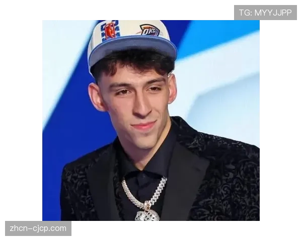 聚焦:霍姆格伦完成赛季200次封盖,赛后与母亲分享喜悦